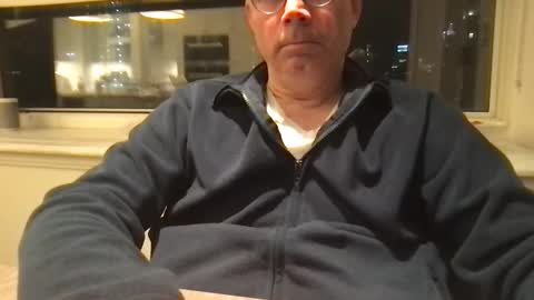 Snapshot of topspin69 chatting on October 24, 3:58 am topspin69 online show from October 24, 3:58 am