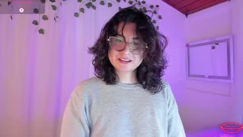 tori_just online show from April 17, 1:36 pm