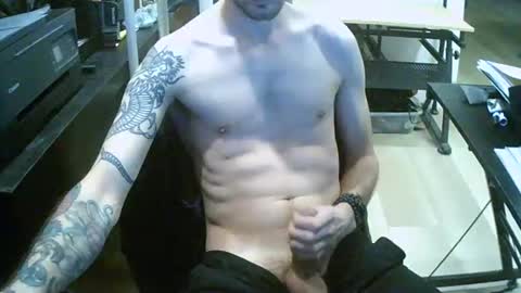 Snapshot of tornado2156 chatting on February 2, 12:51 am Tornado2156 online show from February 2, 12:51 am