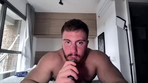 toro_arrapato online show from January 12, 8:25 pm