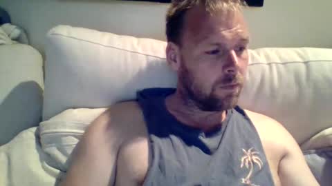 torres0902 online show from December 5, 7:50 am