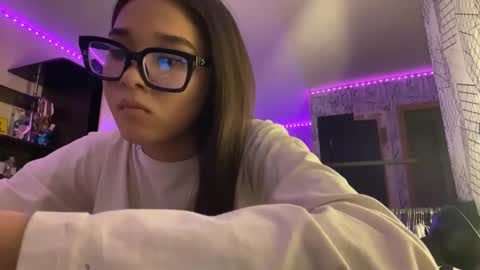 Julia online show from December 18, 11:16 am