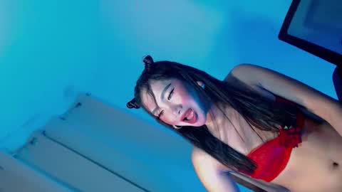 Snapshot of touch_my_body1 chatting on January 11, 2:16 am iloveyou AZ online show from January 11, 2:16 am