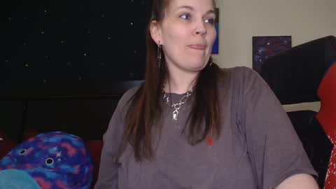 Lilly Miss Mistress Goddess Maam Queen Boss online show from November 8, 7:41 am