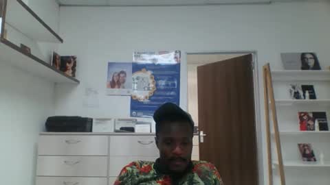 tpnuts online show from December 2, 9:25 am