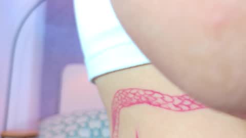 Snapshot of tracielowe_w chatting on October 24, 3:47 am tracielowe_w online show from October 24, 3:47 am