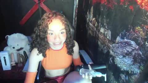 tracy_ks online show from October 9, 8:51 pm