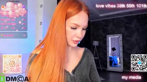 Snapshot of tracy_tay1or chatting on December 3, 12:51 am Tracy GMT2 Mon 3 AM - 4 PM Tue 3 AM - 4 PM Wed 3 AM - 4 PM Thur 3 AM - 4 PM Fri 3 AM - 4 PM online show from December 3, 12:51 am