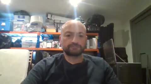 Snapshot of tradiedan2023 chatting on February 8, 11:24 pm tradiedan2023 online show from February 8, 11:24 pm