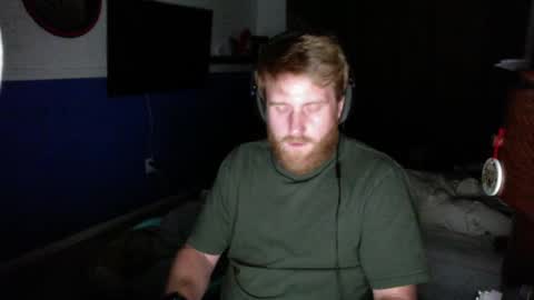 Snapshot of tragicallyhard chatting on September 21, 2:46 am tragicallyhard online show from September 21, 2:46 am