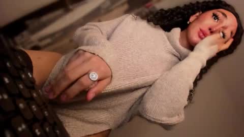 ALMIGHTY GODDESS VALENTINA online show from October 17, 12:25 am