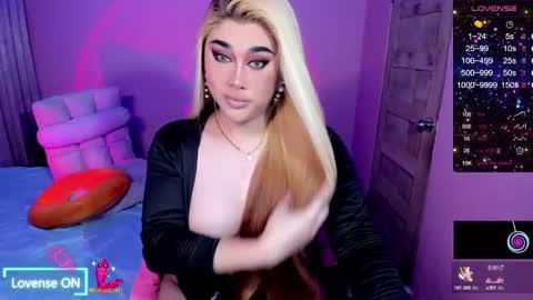 BELLA online show from March 10, 11:32 am