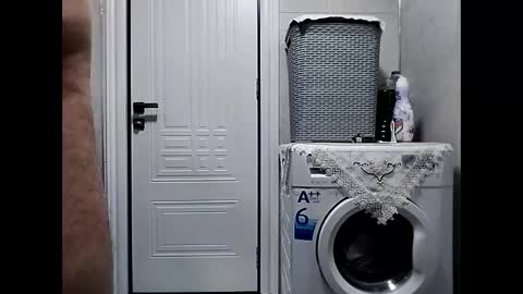 Snapshot of trapper727272 chatting on January 21, 6:33 am Big Head Cock online show from January 21, 6:33 am