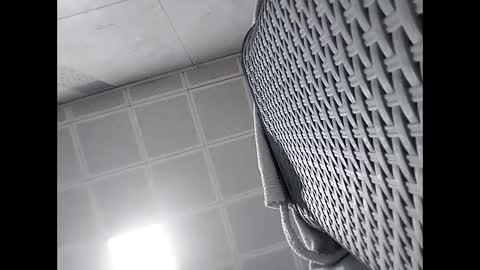 Snapshot of trapper727272 chatting on January 28, 6:27 am Big Head Cock online show from January 28, 6:27 am