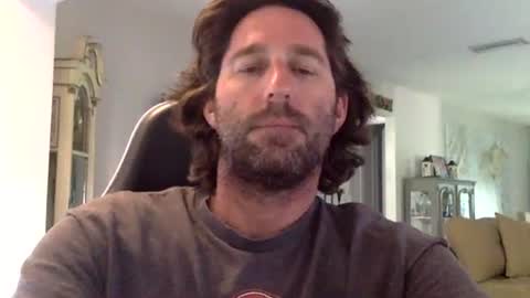 TravisKenn online show from February 24, 7:45 pm