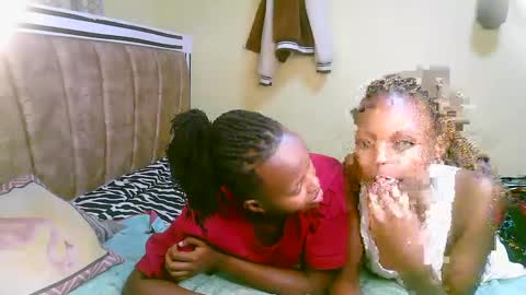 trazic_ online show from March 8, 2:12 am