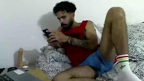 Snapshot of treborshunter chatting on February 5, 8:35 pm Hunter man online show from February 5, 8:35 pm