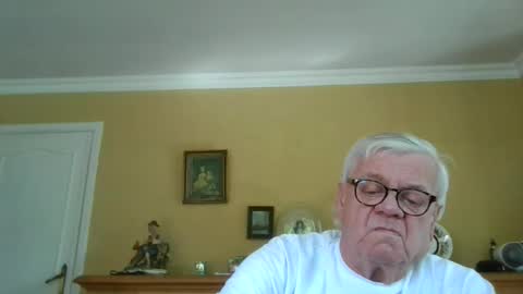 trekbeestje online show from April 24, 8:17 am