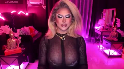 Jade online show from October 26, 9:48 am