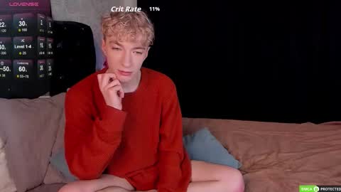 Snapshot of trevorbenson chatting on November 8, 3:18 am TrevorBenson online show from November 8, 3:18 am