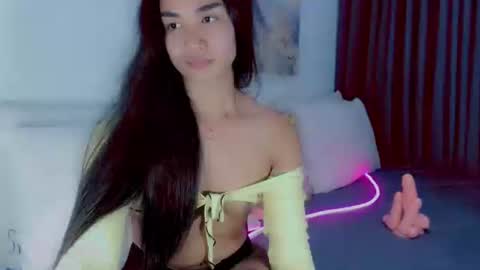Snapshot of trexiesugar_cum chatting on December 16, 5:40 pm LOML online show from December 16, 5:40 pm