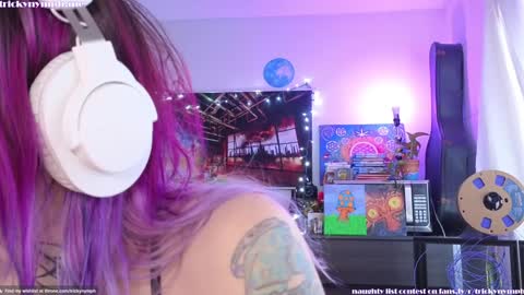 Snapshot of tricky_nymph chatting on December 21, 4:57 pm Cassie online show from December 21, 4:57 pm