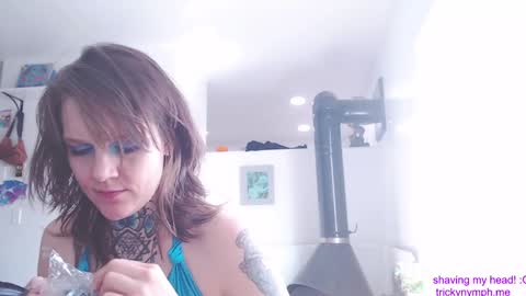 Snapshot of tricky_nymph chatting on September 12, 9:15 pm Cassie online show from September 12, 9:15 pm