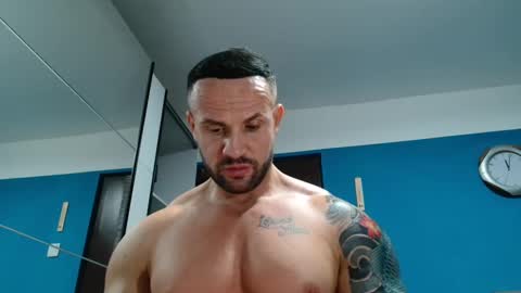 Snapshot of tridentmuscles chatting on January 28, 10:01 pm tridentmuscles online show from January 28, 10:01 pm
