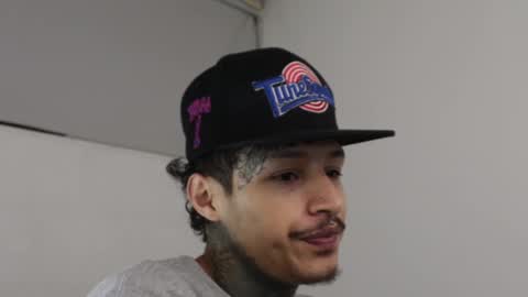 - trieone online show from February 12, 4:44 am