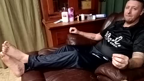 trillnonymau5 online show from December 5, 4:31 am