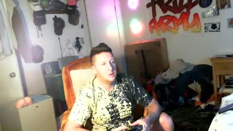 trillnonymau5 online show from December 25, 1:20 am