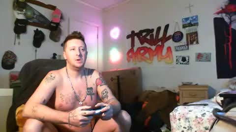 trillnonymau5 online show from January 11, 7:27 pm