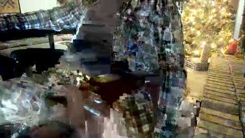 Snapshot of trimble0069retirement chatting on December 17, 12:27 am BWD online show from December 17, 12:27 am