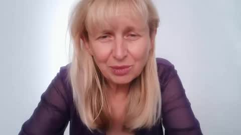 TrinaAdair online show from December 4, 10:35 am