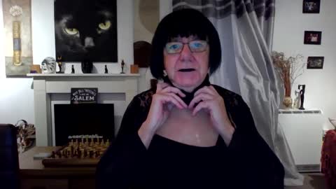 Snapshot of trinity1011 chatting on November 4, 7:29 am trinity1011 online show from November 4, 7:29 am