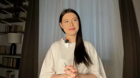 Stella online show from January 14, 9:04 am