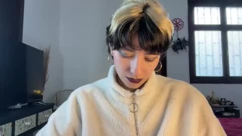 trinitysecrets online show from January 3, 10:29 pm