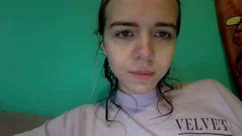 Snapshot of trippybb222 chatting on November 10, 3:44 pm trippybb222 online show from November 10, 3:44 pm