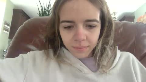 Snapshot of trippybb222 chatting on November 11, 3:12 pm trippybb222 online show from November 11, 3:12 pm