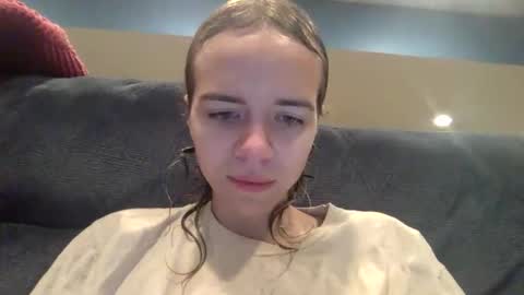 Snapshot of trippybb222 chatting on November 14, 2:49 pm trippybb222 online show from November 14, 2:49 pm