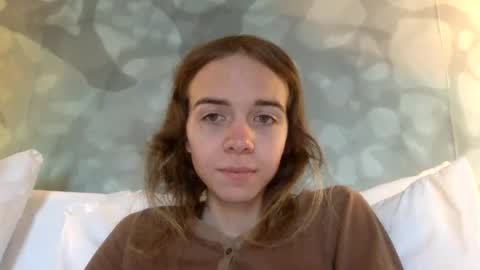 Snapshot of trippybb222 chatting on November 23, 8:52 pm trippybb222 online show from November 23, 8:52 pm