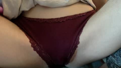 trippybb222 online show from April 6, 1:12 pm