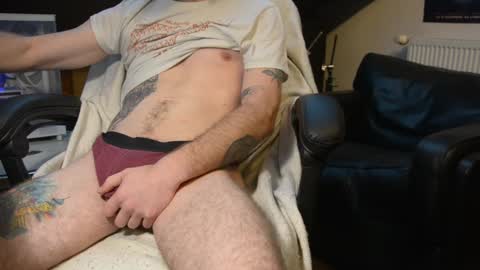 Snapshot of tripstocum chatting on December 29, 3:46 pm FluideAmer online show from December 29, 3:46 pm