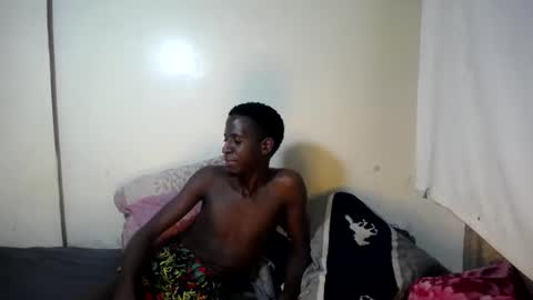 Snapshot of trisboo5 chatting on January 14, 7:32 pm Trisboo5 online show from January 14, 7:32 pm