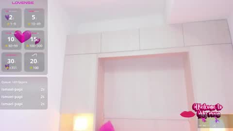 Snapshot of trishamoon chatting on December 27, 9:39 am TRISHA online show from December 27, 9:39 am