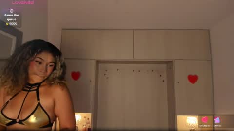 Snapshot of trishamoon chatting on March 11, 3:37 am TRISHA online show from March 11, 3:37 am