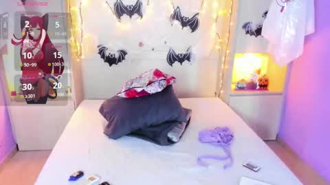 Snapshot of trishamoon chatting on October 19, 4:13 am TRISHA online show from October 19, 4:13 am