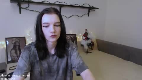 Max  online show from January 11, 4:56 pm