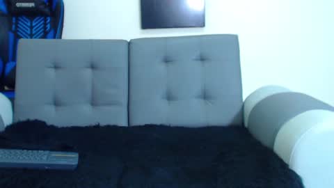 Snapshot of tristan_bm chatting on December 20, 5:18 pm tristan bm online show from December 20, 5:18 pm