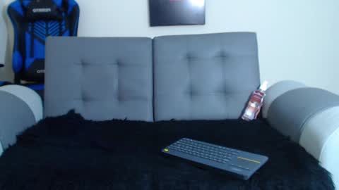 Snapshot of tristan_bm chatting on January 5, 8:52 pm tristan bm online show from January 5, 8:52 pm